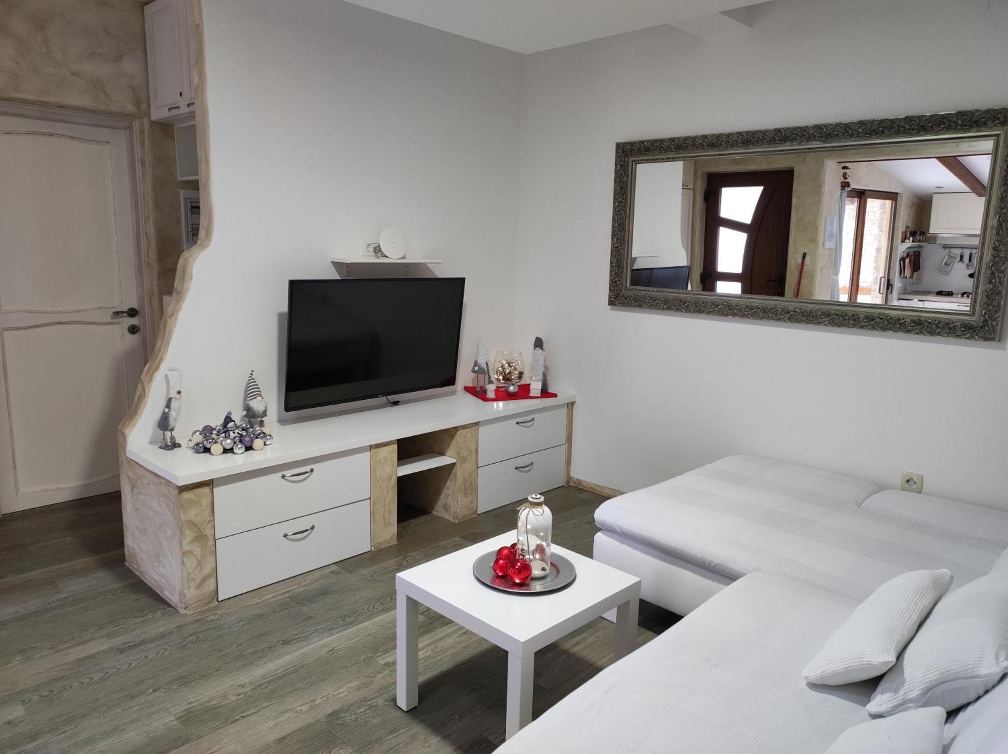 Luxury Apartment Alba With Pool Kanfanar Exterior foto