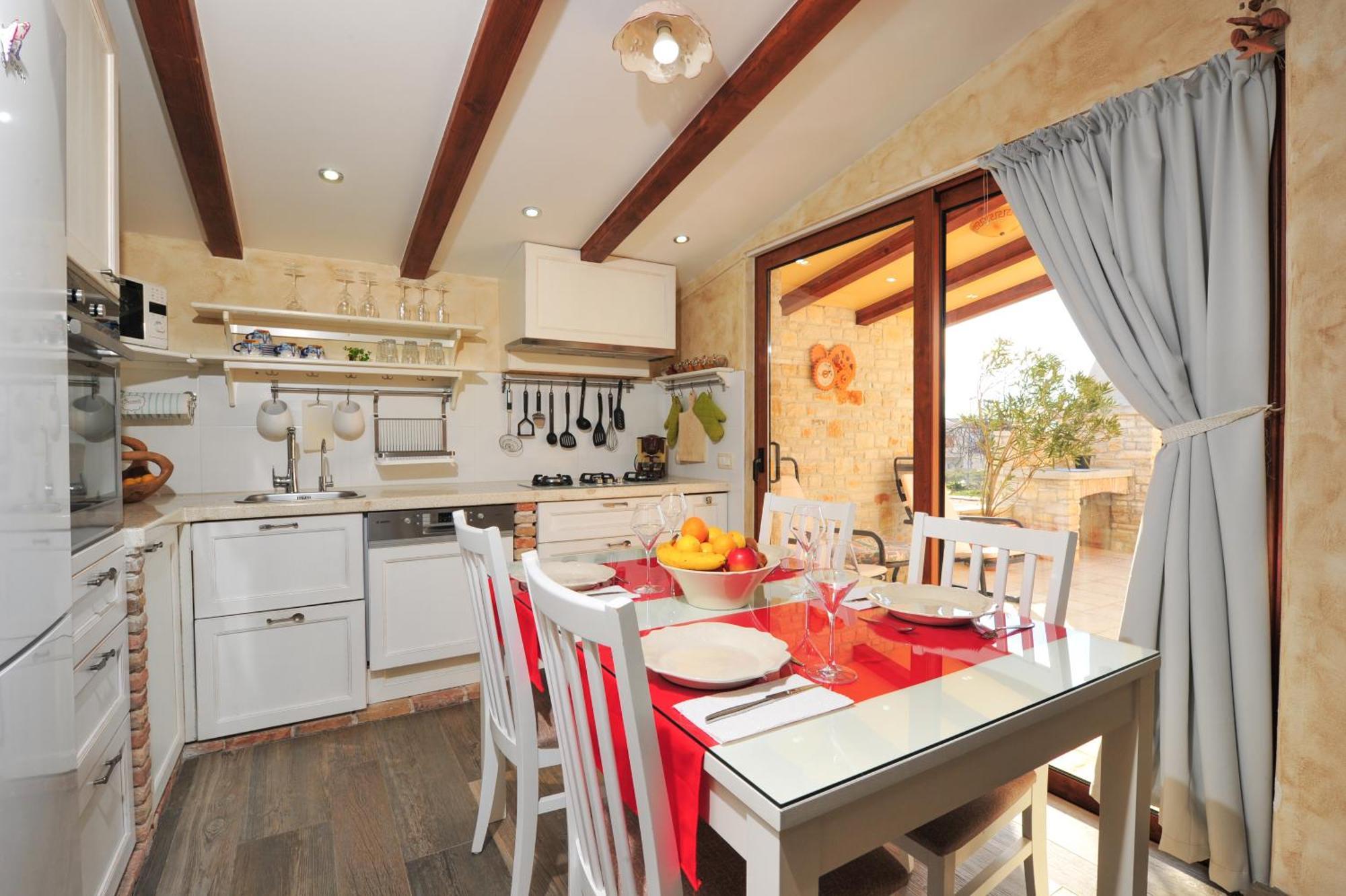 Luxury Apartment Alba With Pool Kanfanar Exterior foto